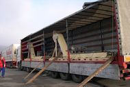 Loadding of chip conveyrs